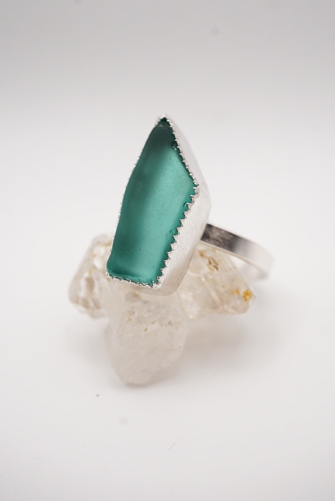 ~Vivid Blue SeäGlass Ring~ Size 9.5