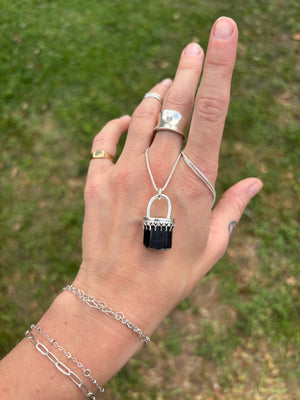 ~•Black Tourmâline Amulet•~ 18” Chain