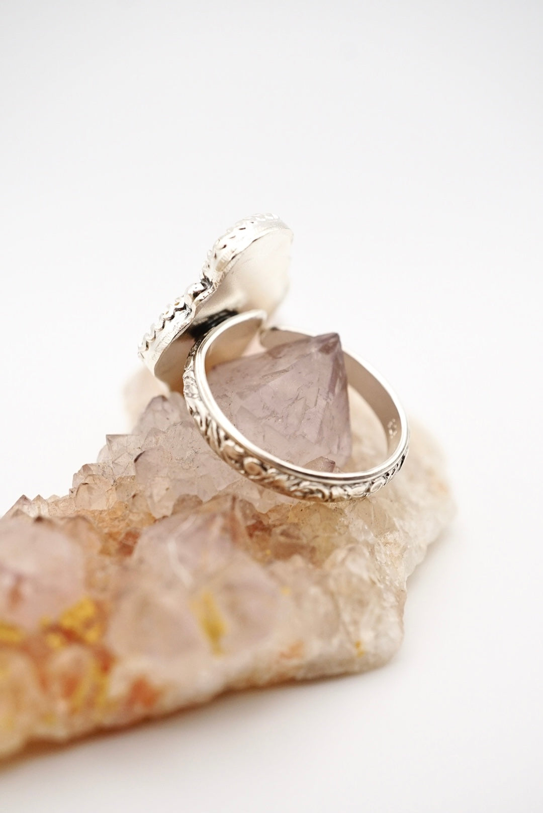 ~White Shark Tooth & Welo Opal Ring~ Size 7.5 Adjustable