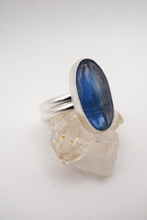 ~Kyanite Goddëss Ring~ Size 10