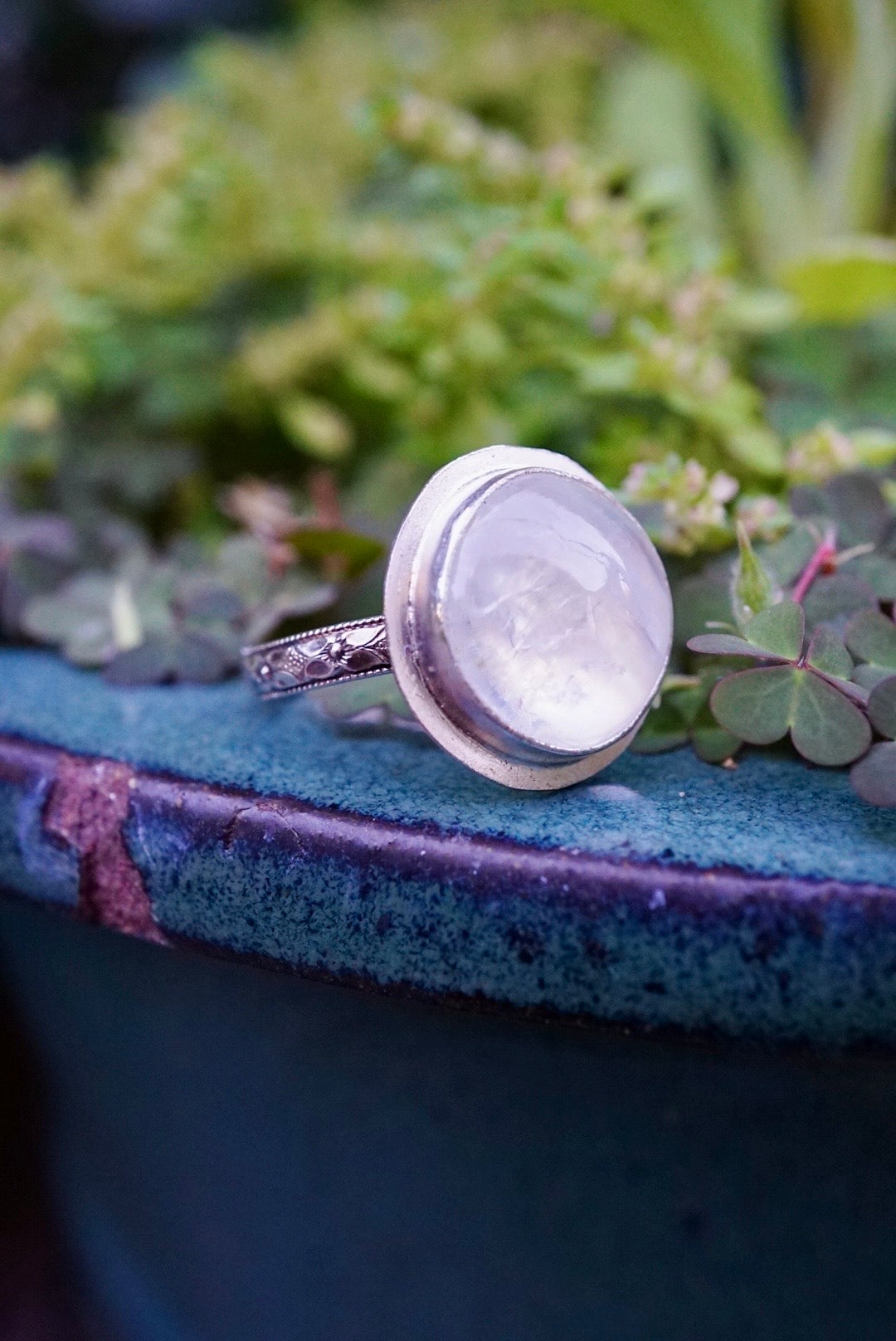 ~•Rainbow Moonstone Ring•~ Size 7.5