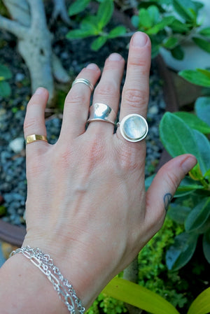 ~•Rainbow Moonstone Ring•~ Size 7.5