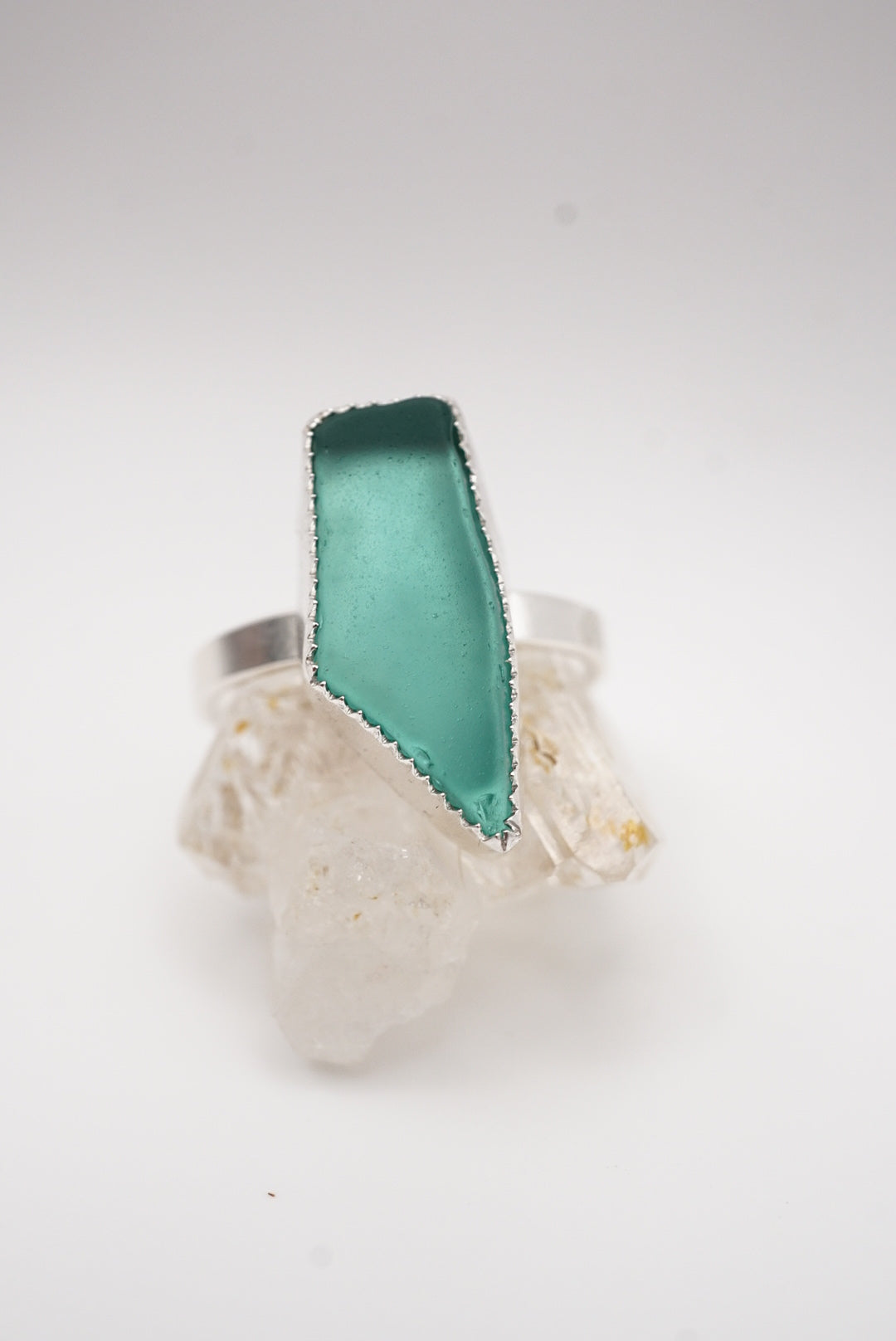 ~Vivid Blue SeäGlass Ring~ Size 9.5