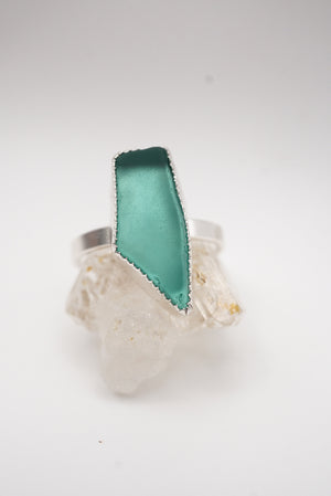 ~Vivid Blue SeäGlass Ring~ Size 9.5