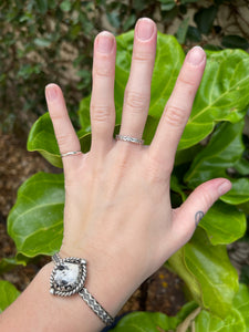 ~Silver Floral Ring Band~ {Size 8.5}