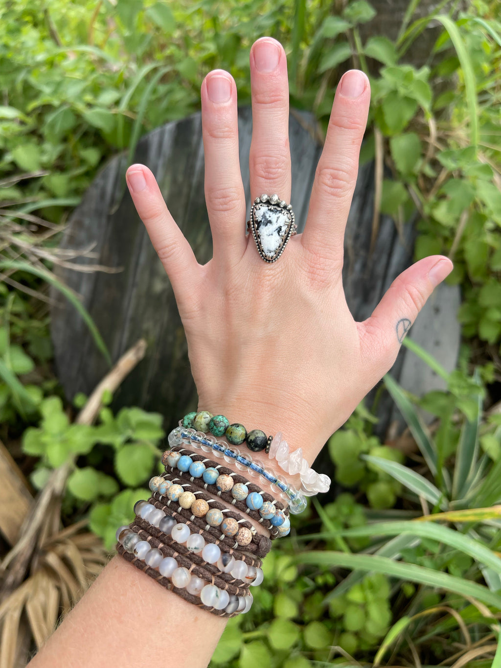 ~ White Buffalo Ring ~ Size 8