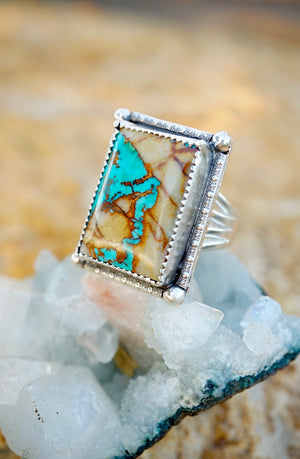 ~Roÿston Ribbøn Turquoisë Ring~ {Size 8}