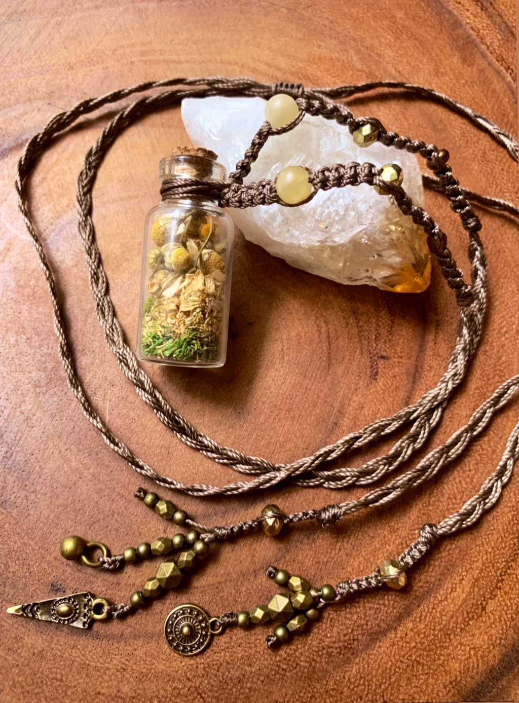 •• Cålii •• Dried Chamomile Flowers Enchanted Amulet